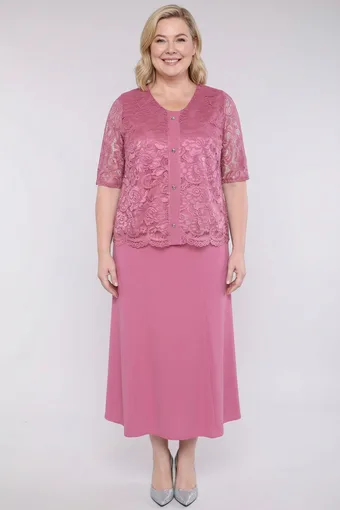 coordinato in pizzo rosa con bottoni decorativi