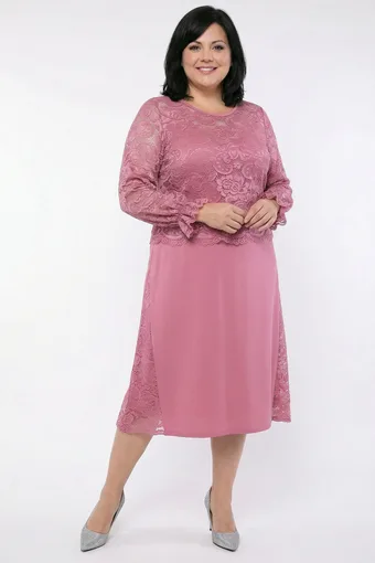 Abito rosa con maniche in pizzo