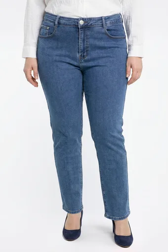 jeans leggeri con gamba dritta