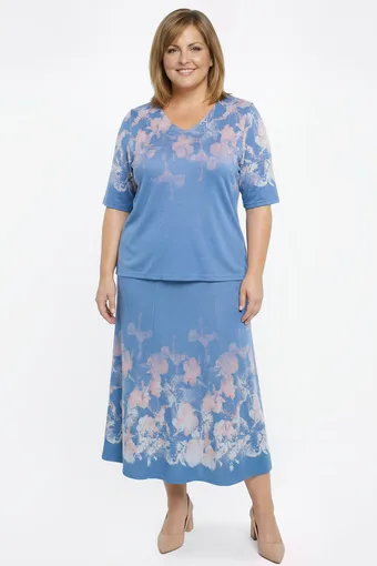 coordinato azzurro con fiori rosa