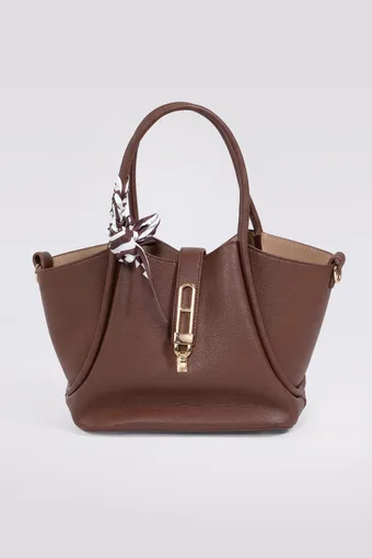 borsa trapezoidale marrone con foulard