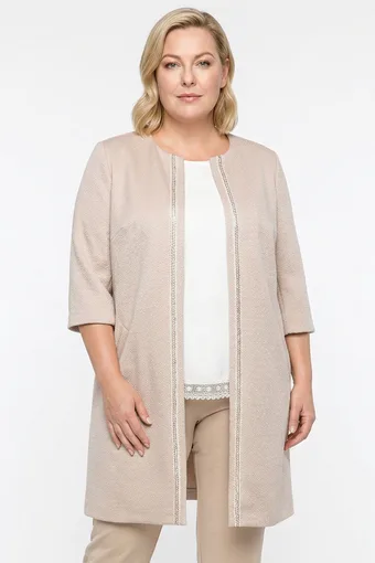 cappotto beige con ricami