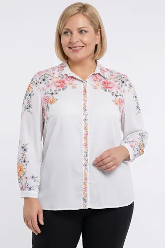 camicia bianca con fiori rosa sulle spalle