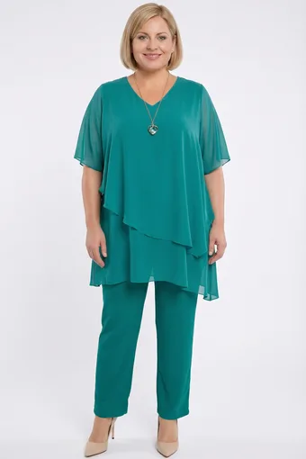 coordinato color verde mare con collana