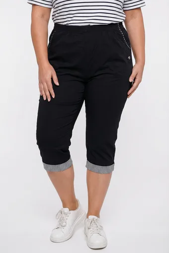 Pantaloni neri con polsini a cinture