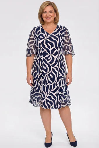 Abito beige e blu navy con motivo lucido