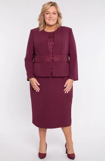 Abito bordeaux a tre pezzi con pizzo