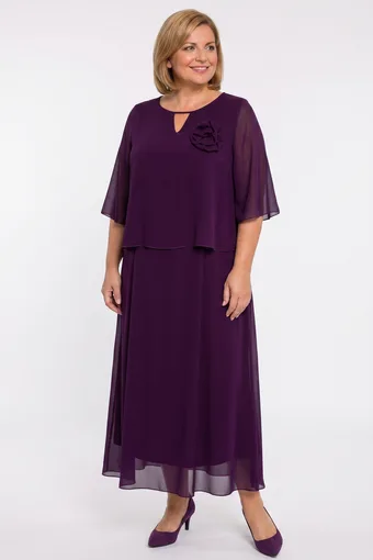 Elegante abito viola con decorazioni