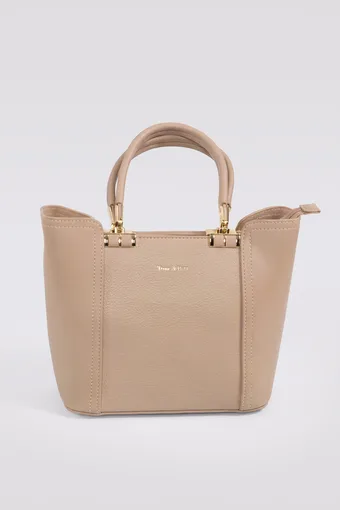 borsa beige con dettagli dorati