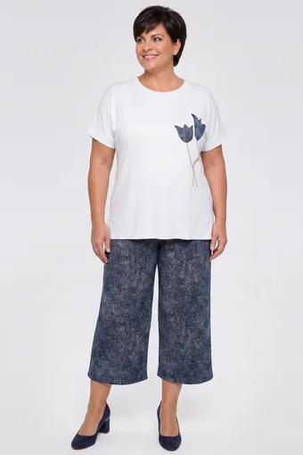 coordinato bianco e blu navy con stampa floreale