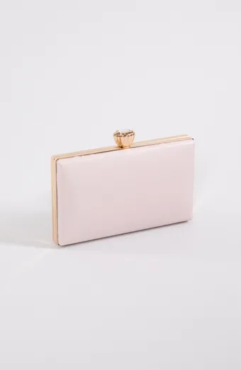 Borsa a borsa beige opaco con chiusura decorativa