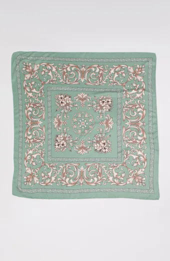 foulard verde chiaro con motivo beige