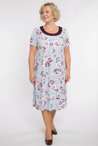Abito blu con fiori rosa