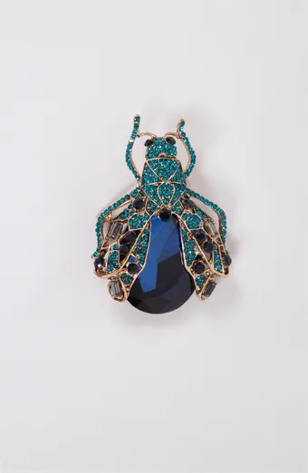 Spilla scarabeo blu fiordaliso