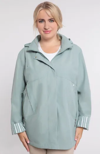 Giacca verde chiaro con cappuccio a righe