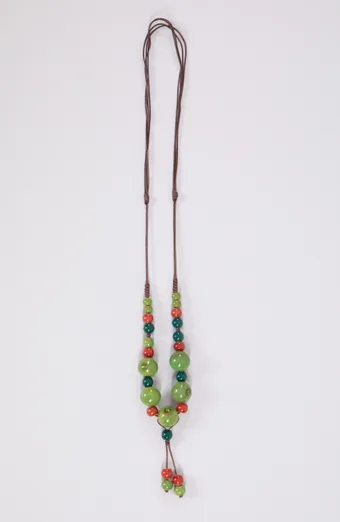 Collana in ceramica verde e rossa