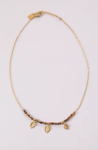 Collana in corallo marrone e foglia d'oro