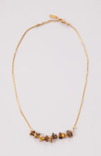Collana di corallo marrone