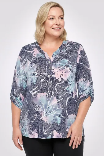 Camicetta blu navy con motivi bianchi e rosa
