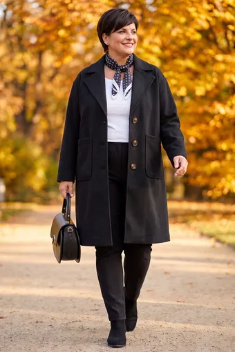 cappotto nero autunnale