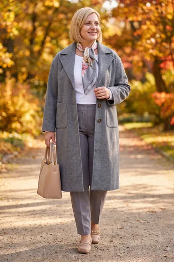 cappotto grigio autunnale