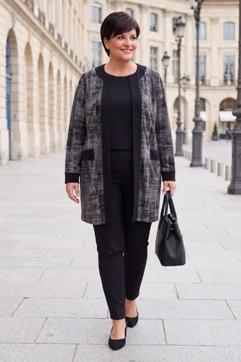 Cardigan con motivi grigi e neri