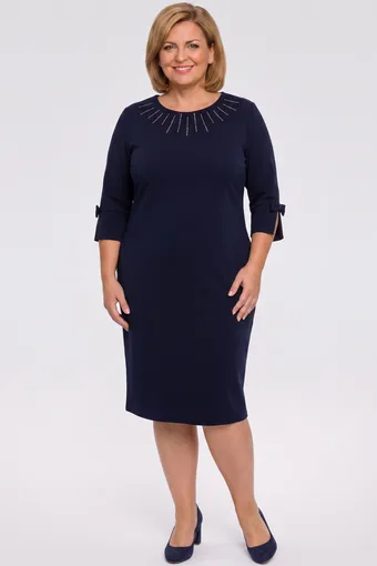 Abito blu navy con dettagli argentati sulla scollatura