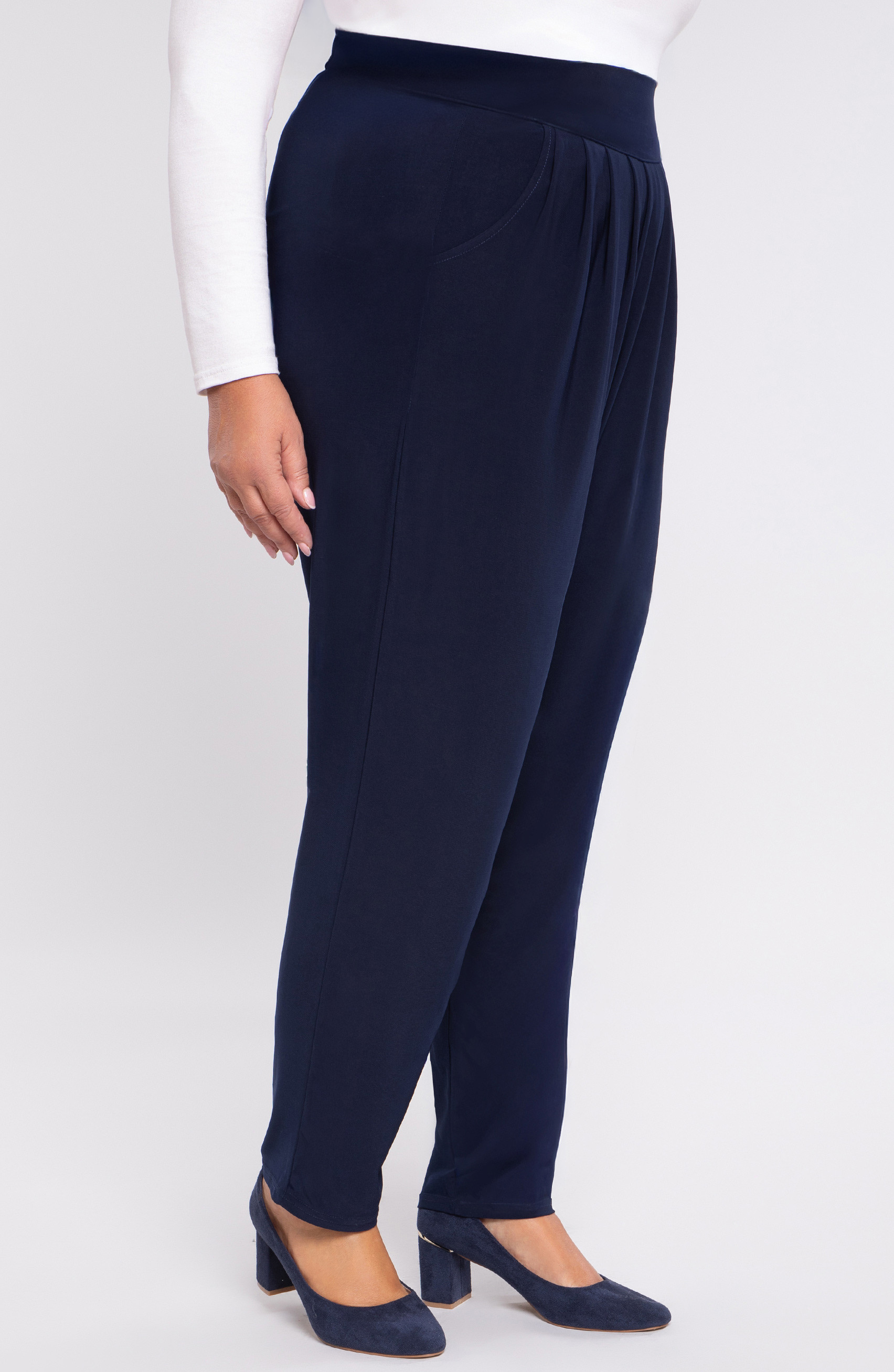 pantaloni eleganti blu navy con carré