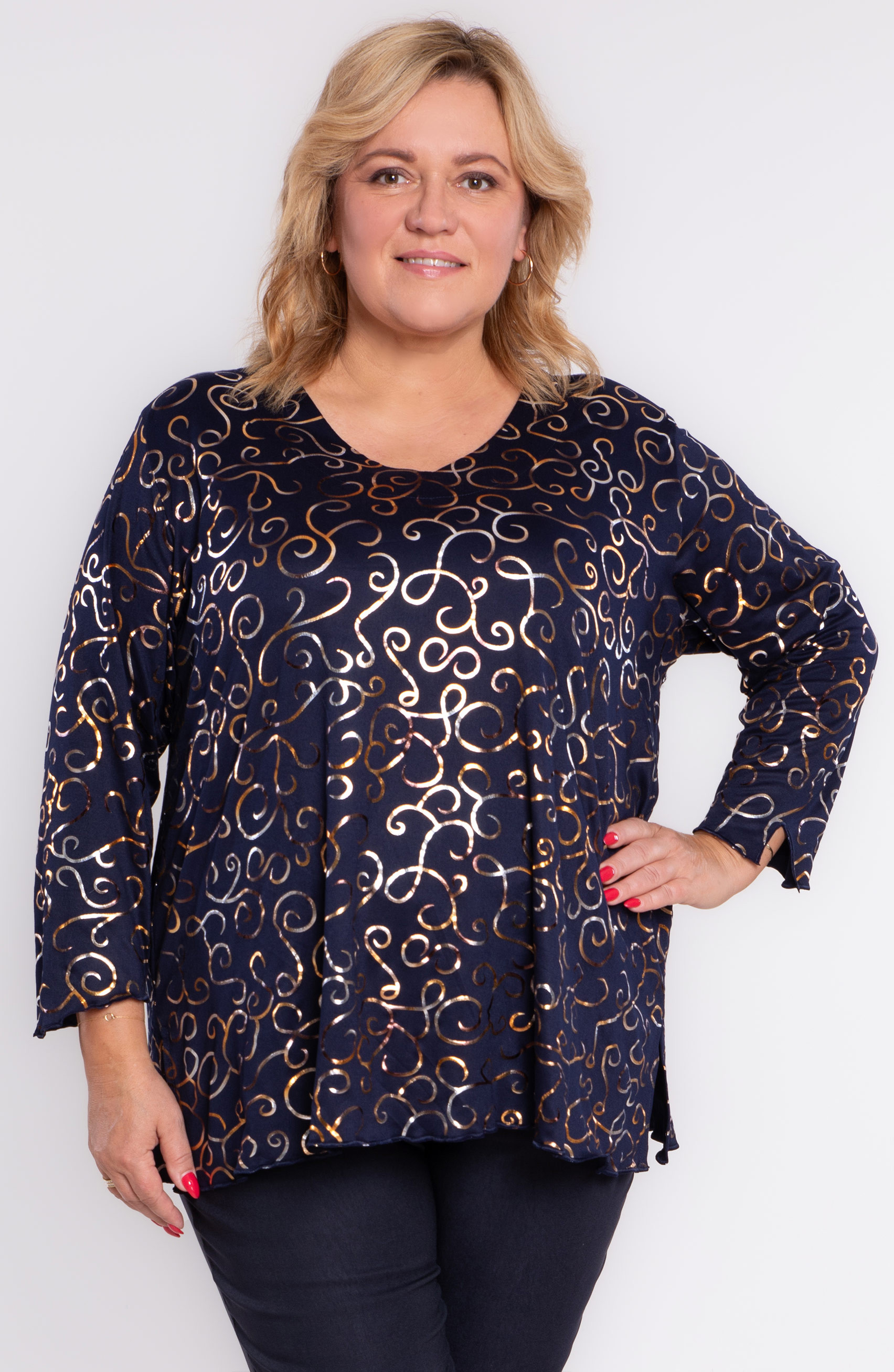 Camicetta blu navy con motivo dorato