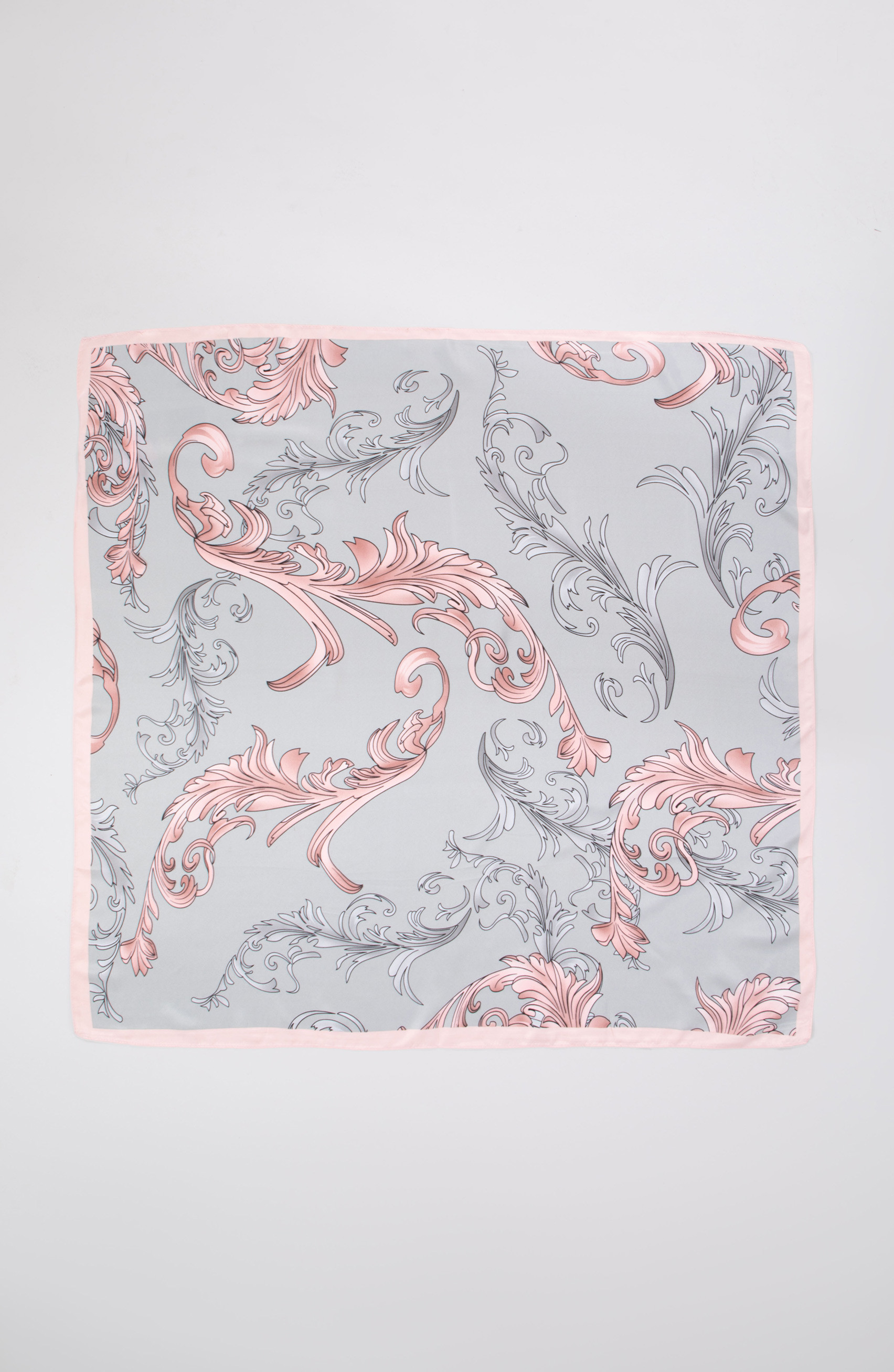 foulard grigia con motivo rosa
