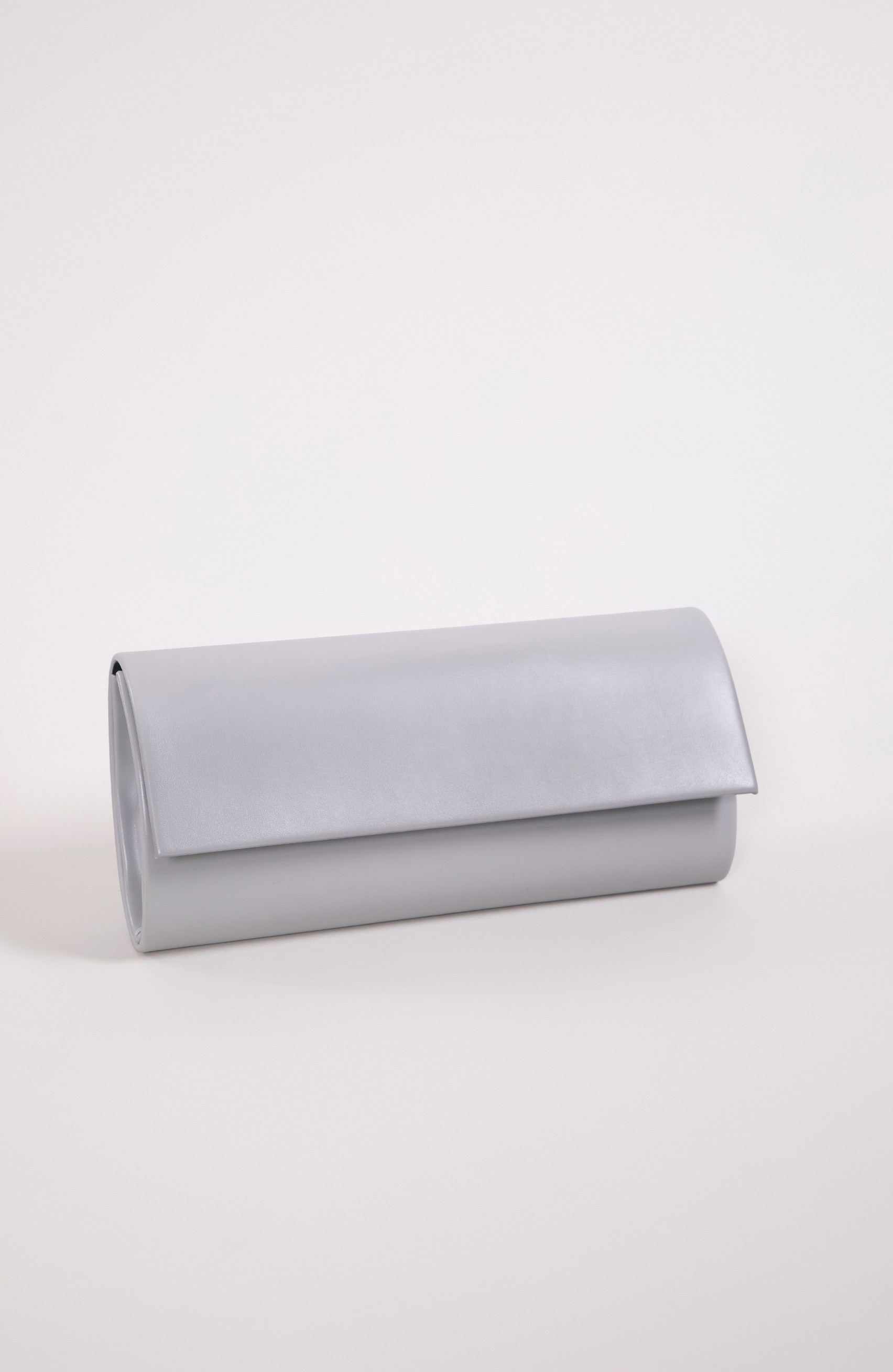 Pochette grigio chiaro opaco