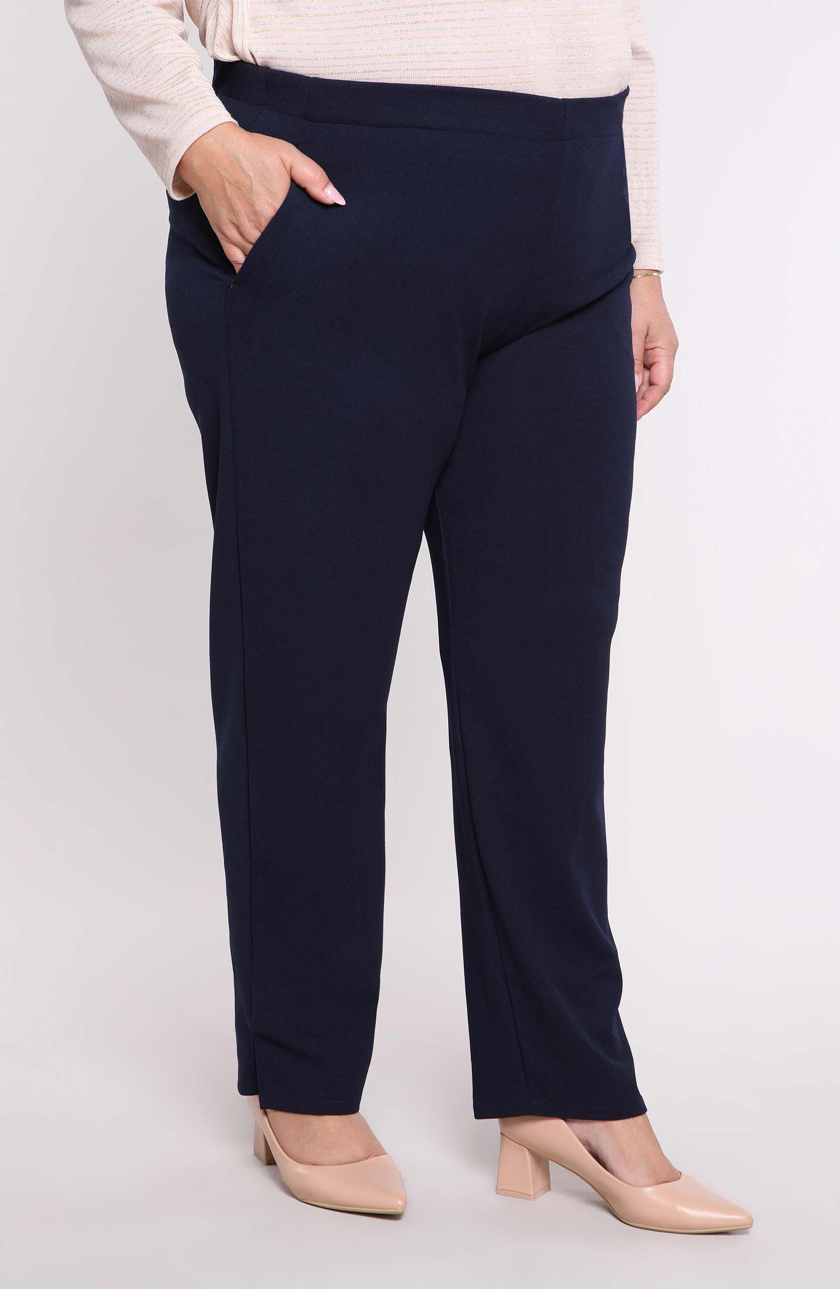 Pantaloni blu navy con spacco sulla gamba