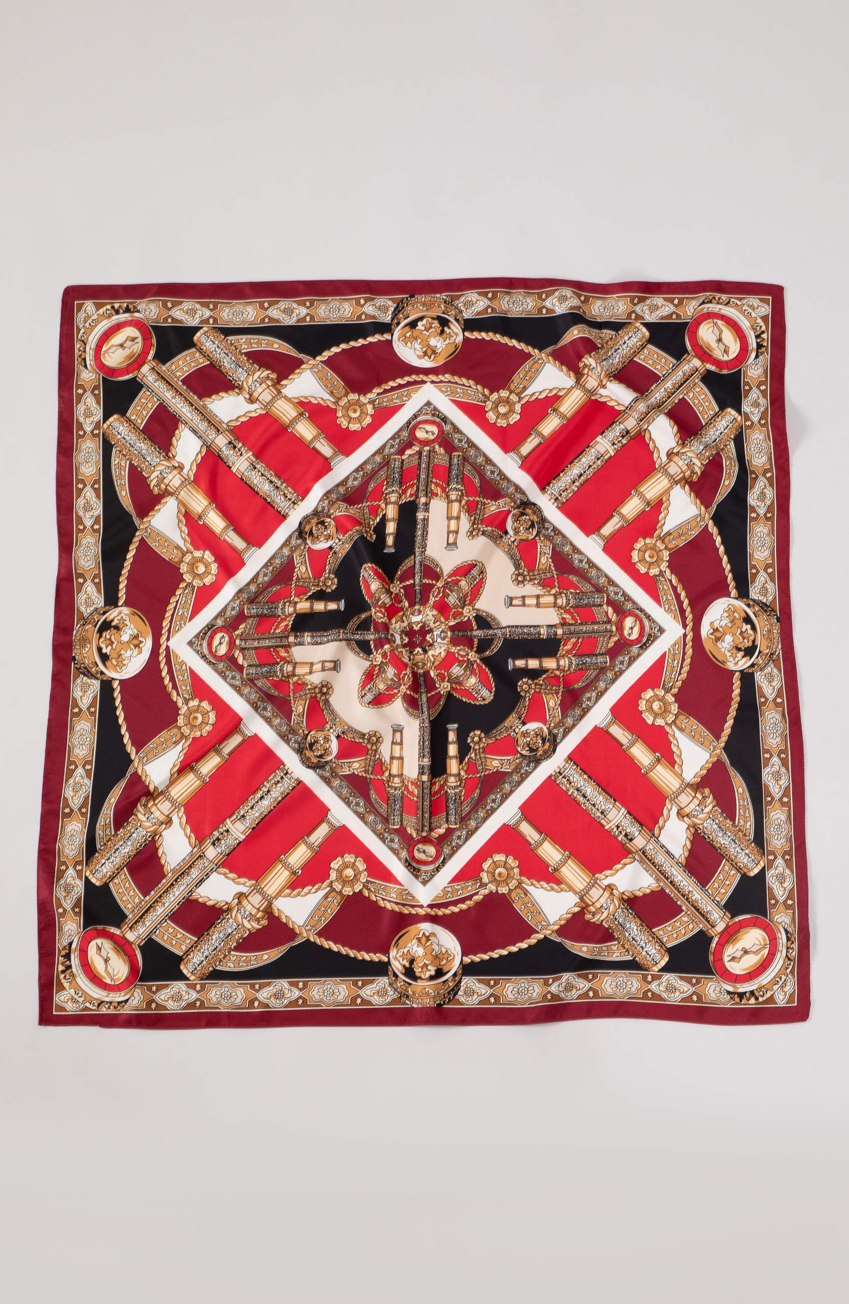 Foulard con motivo rosso e oro