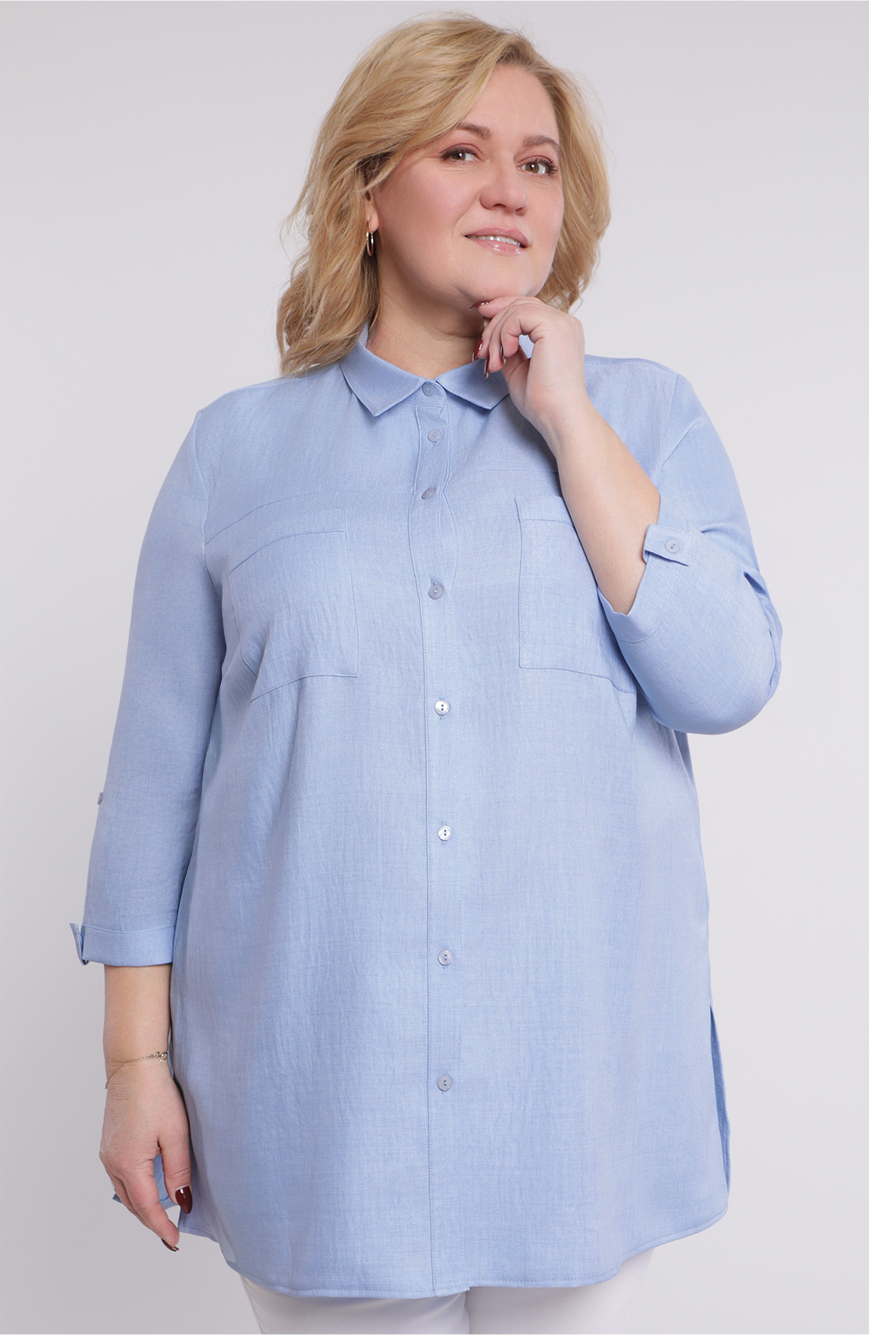 Camicia azzurra con taschino
