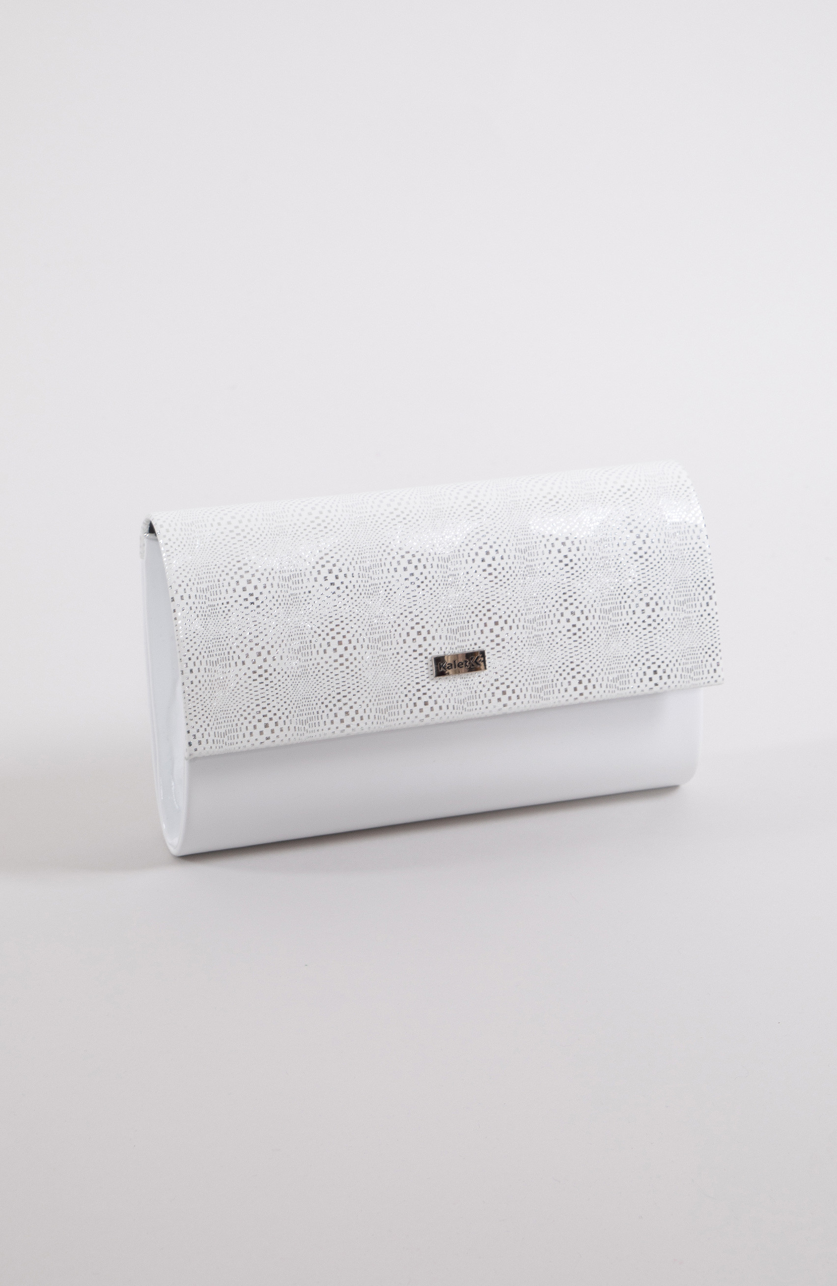 pochette in vernice bianca e argento