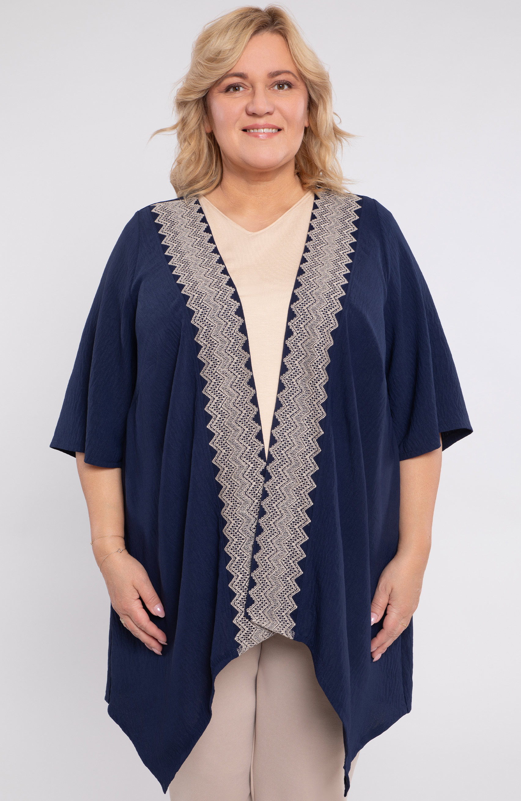 Cardigan leggero blu navy con ricami