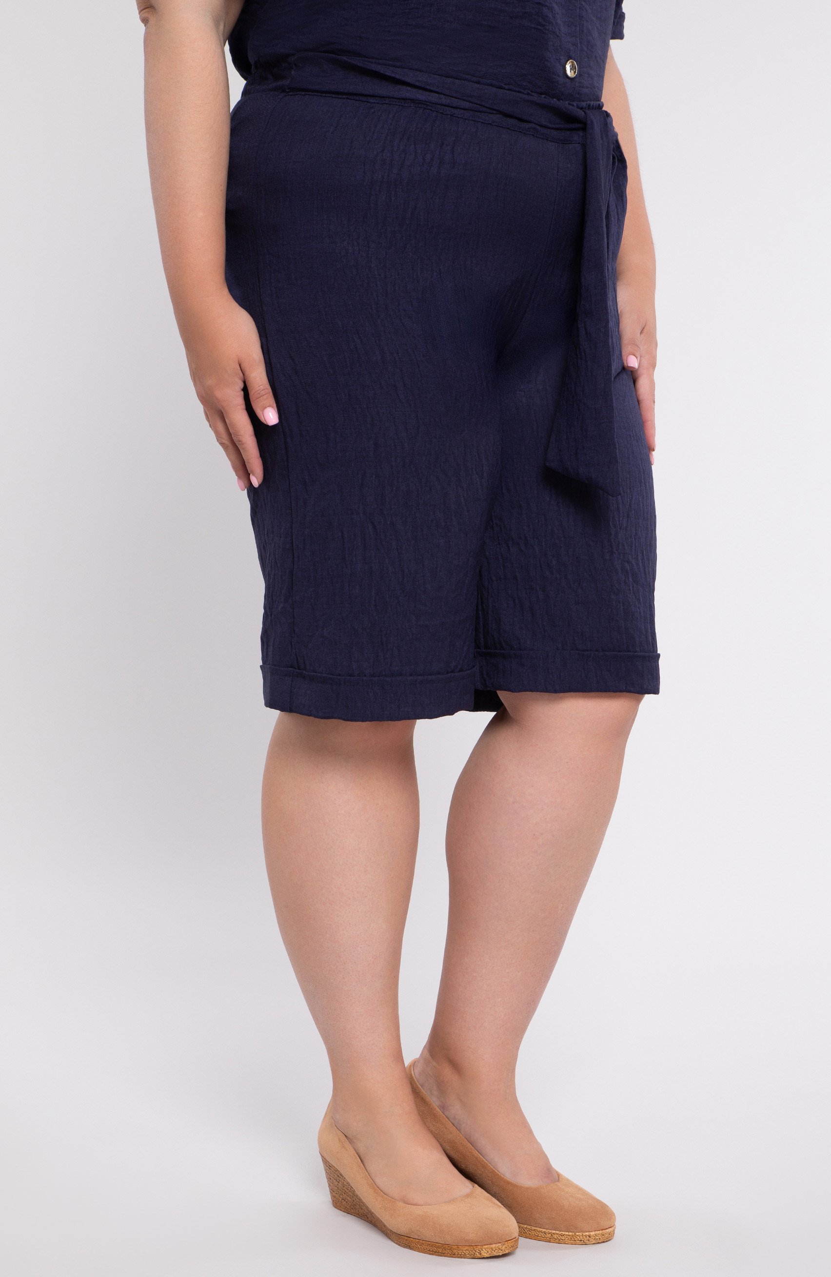 Pantaloncini blu navy con lacci