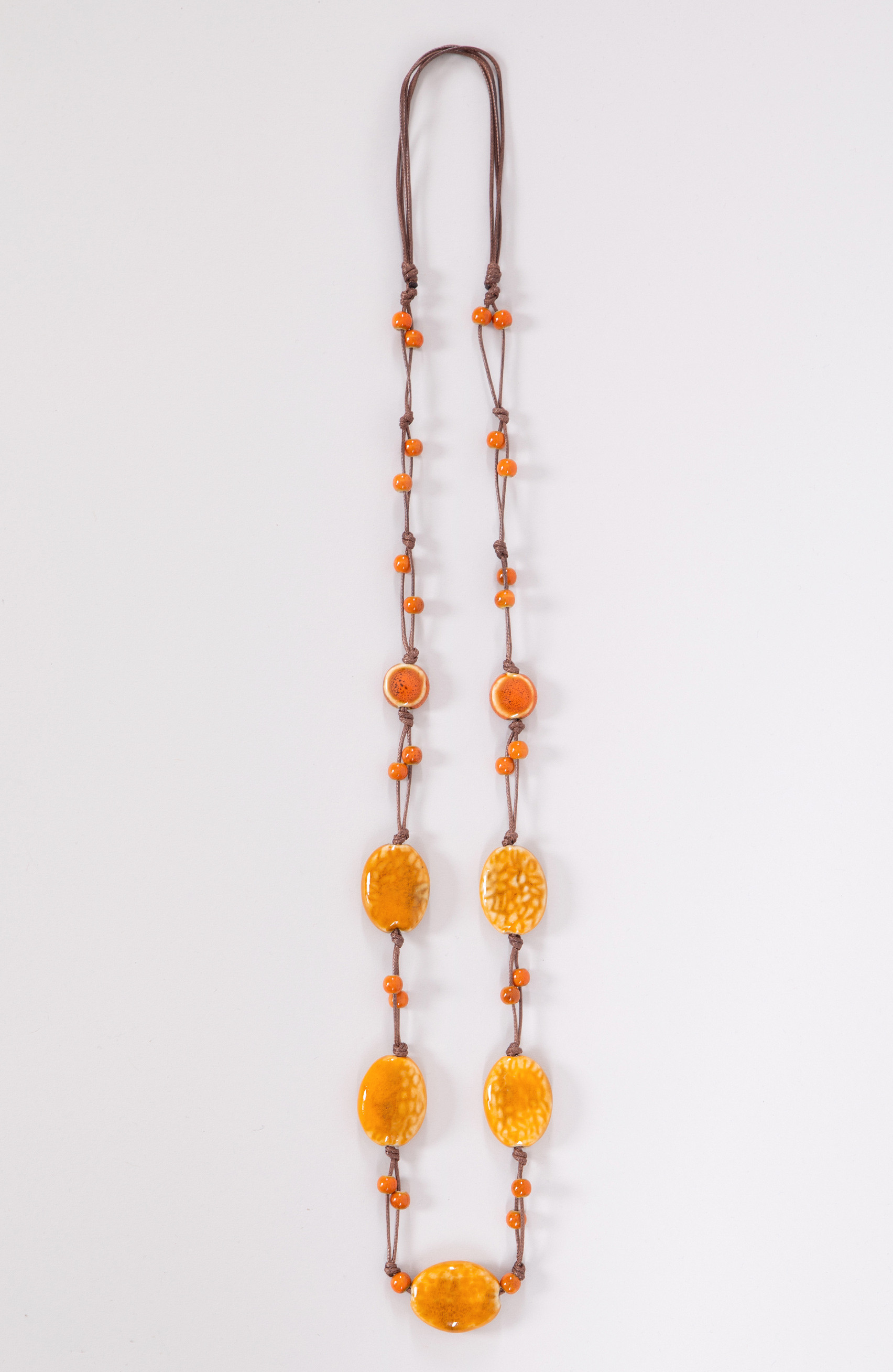collana in ceramica arancione