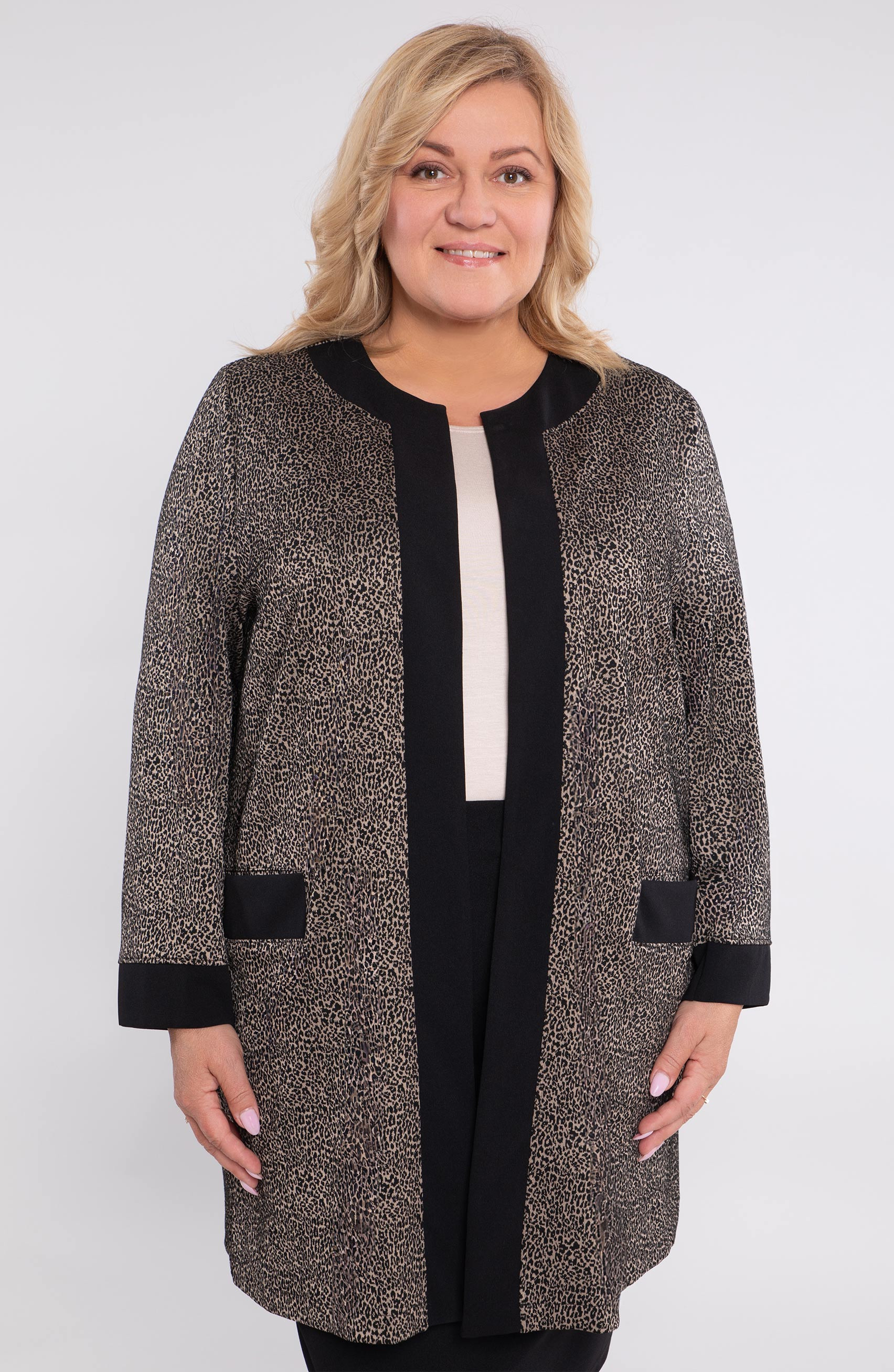 Cardigan con stampa animalier