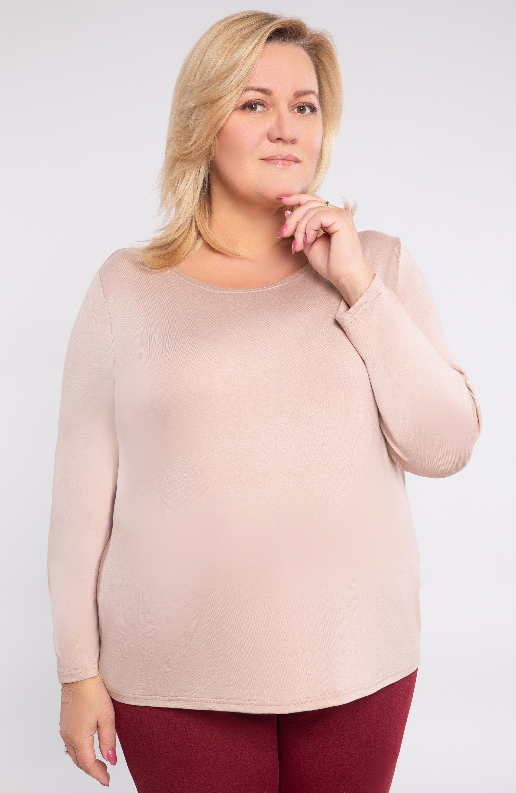 Blusa beige semplice