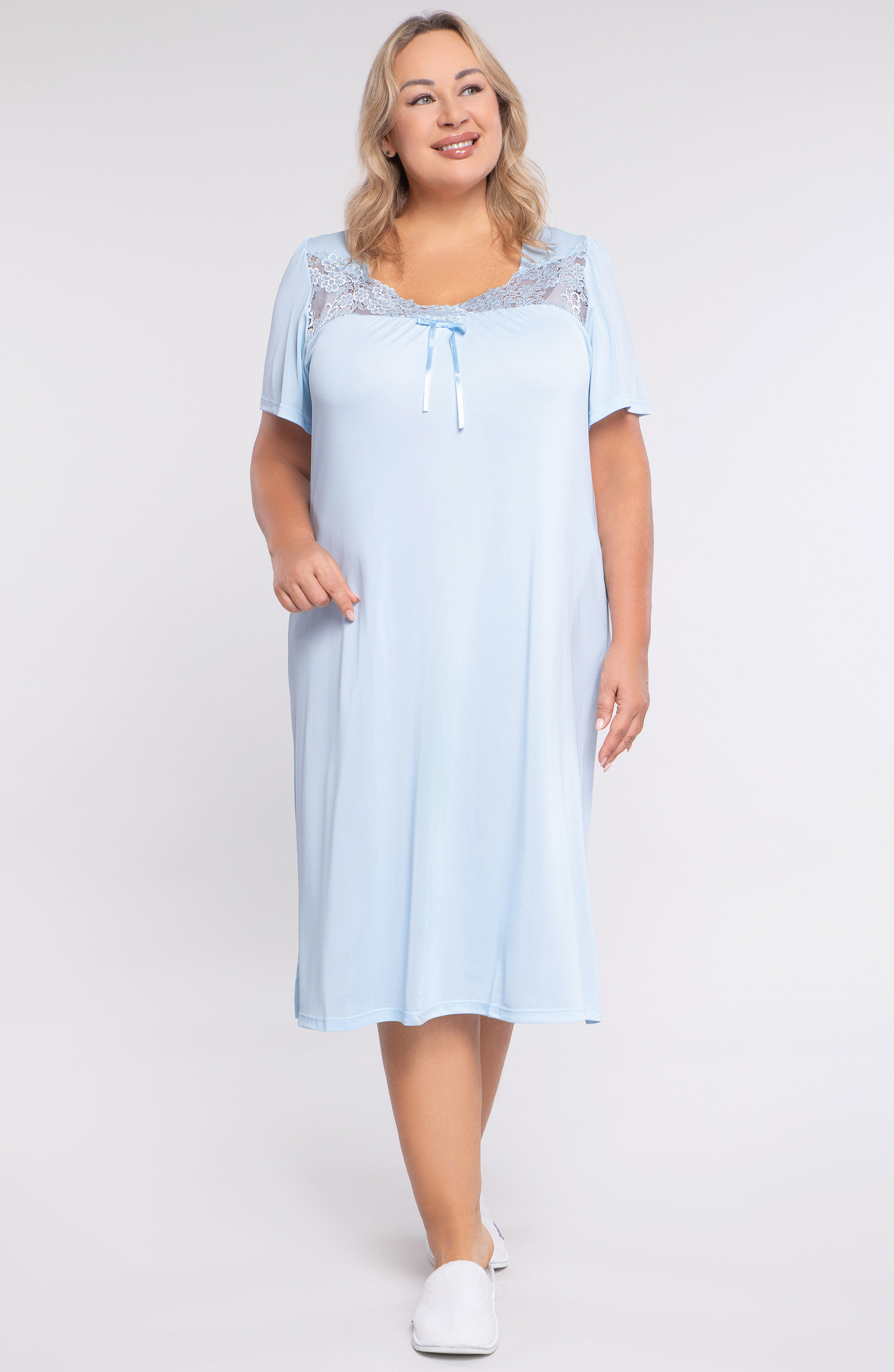 Camicia da notte in pizzo blu Mewa