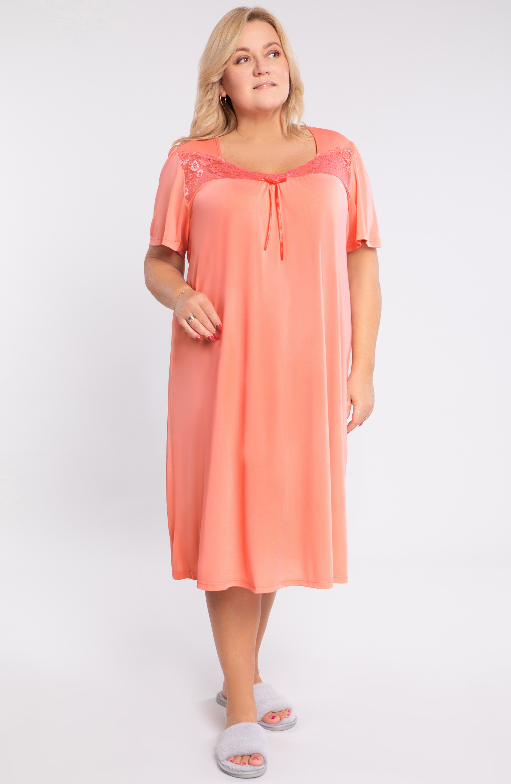 Camicia da notte corallo con pizzo Mewa